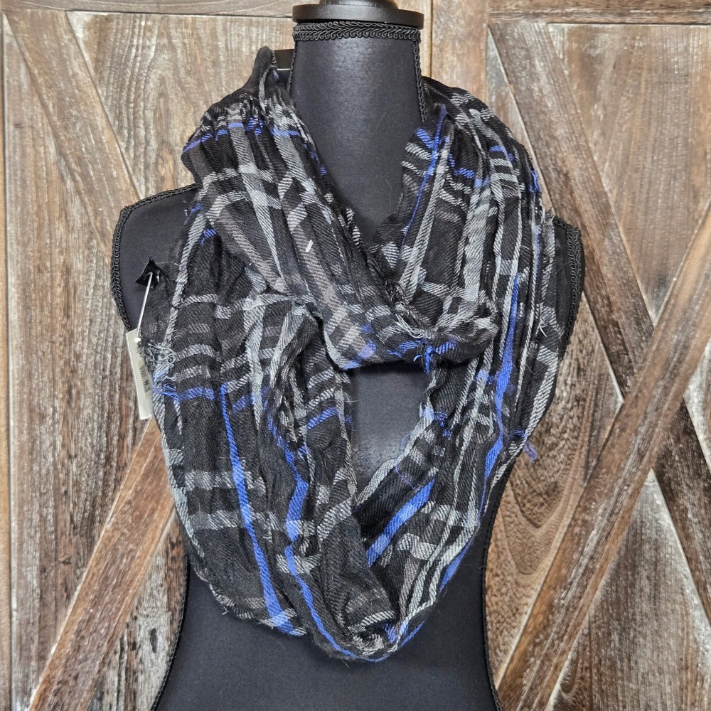 D&Y Figure 8 Scarf Black Blue Plaid Multi Loop Infinity Scarf NWT One Size